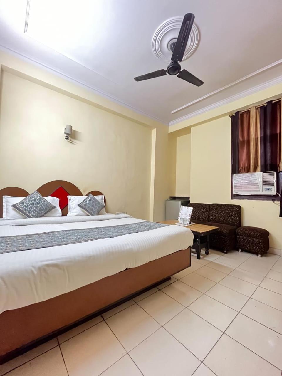 Apartment Silvershine Family Hotel- *